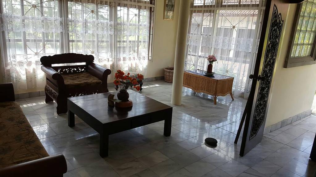Mumbul Villa Nusa Dua  Buitenkant foto